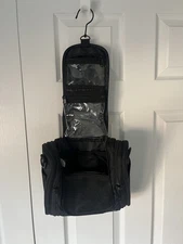 Wandf Gear Collection Toiletries Hanging Bag