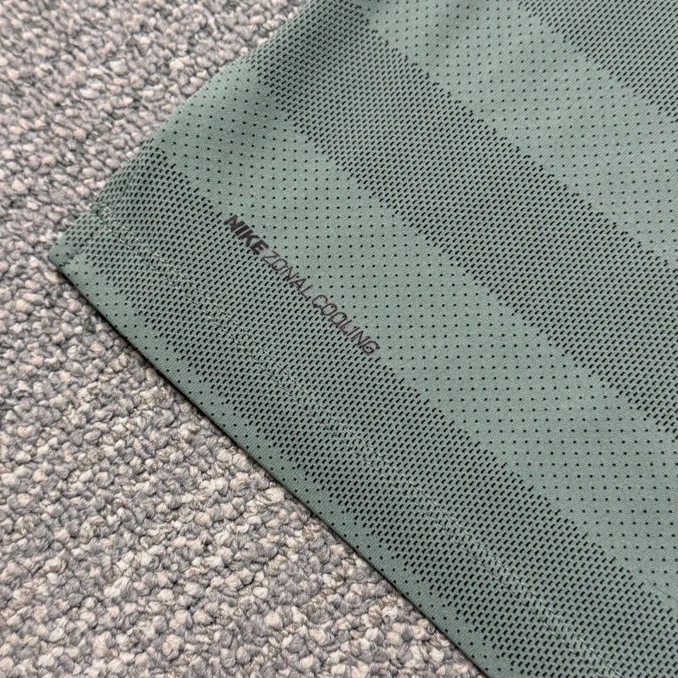 Polo de golf Nike Zonal Cooling Momentum cuello hoja rendimiento rayas verdes XL Foto 4 de 4