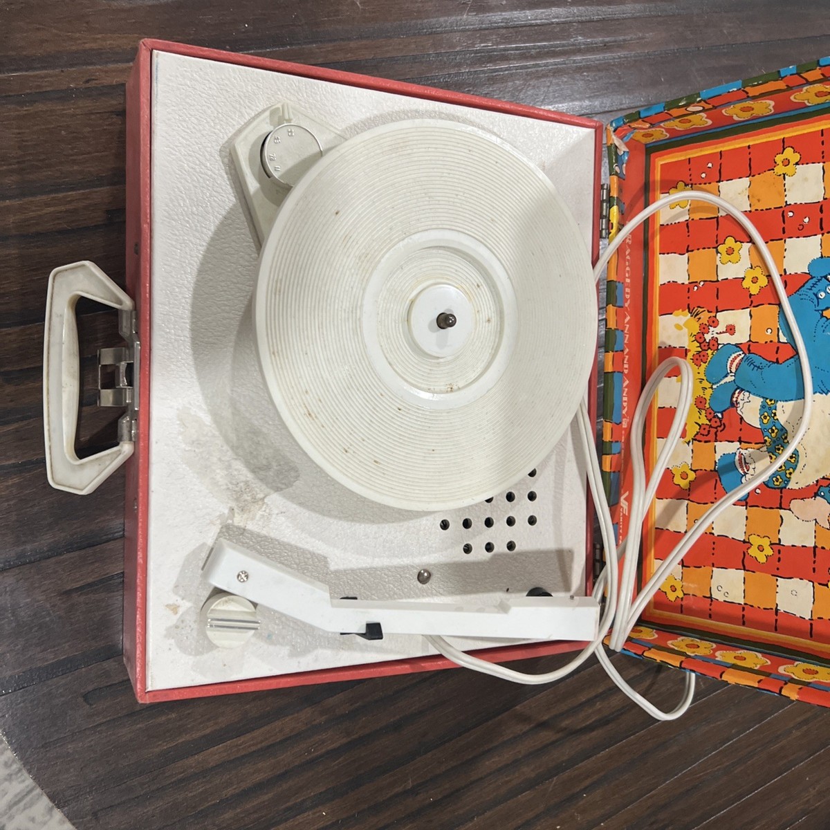 Raggedy Ann Andy Vanity Fair 1974 Portable Electric Record Player