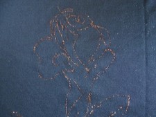 schwarzer Polyesterjersey mit kupfernen Rosen 60x160 cm neuwertig