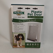 PetSafe Plastic Pet Door White Small 1-15 LB New Doggy Door New In Box