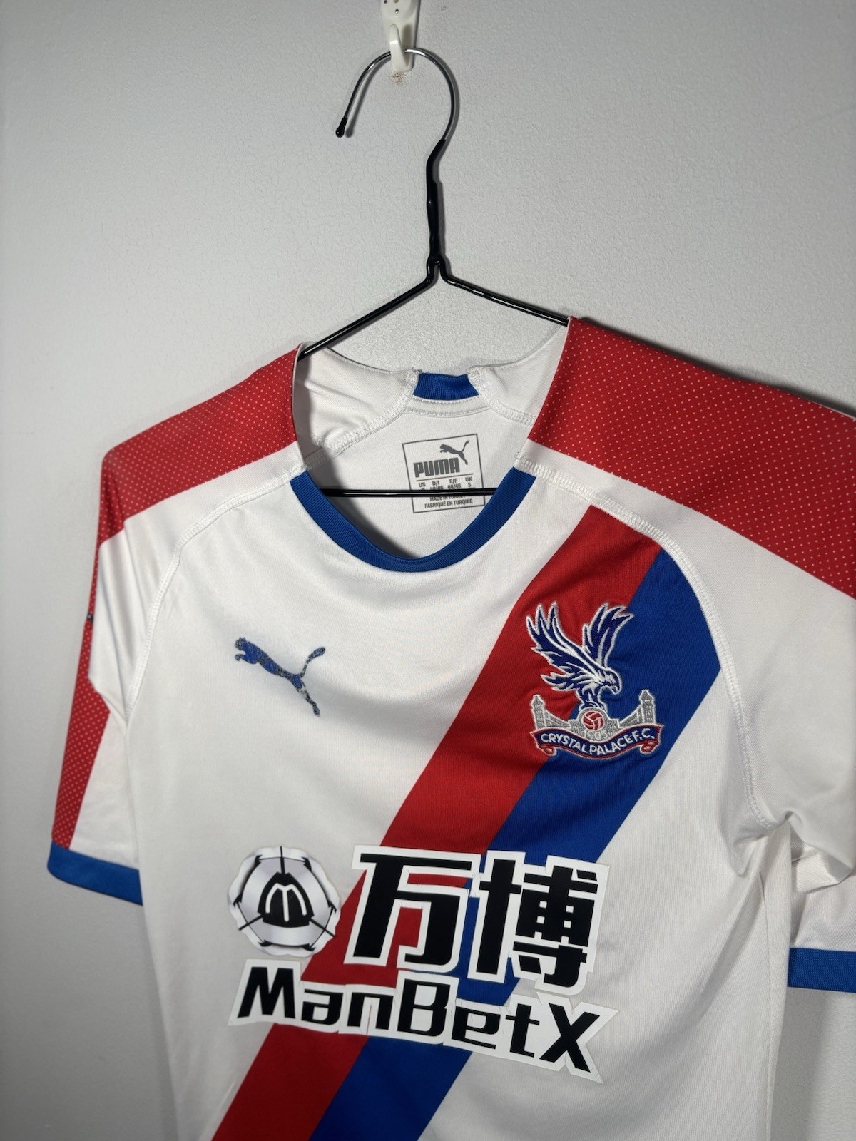 Original Crystal Palace Away Football Shirt 2018/19 Men’s Small  thumbnail 2
