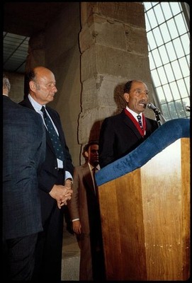 Photo:New York NY Anwar Sadat Mayor Koch Metropolitan Museum 1970s Speech