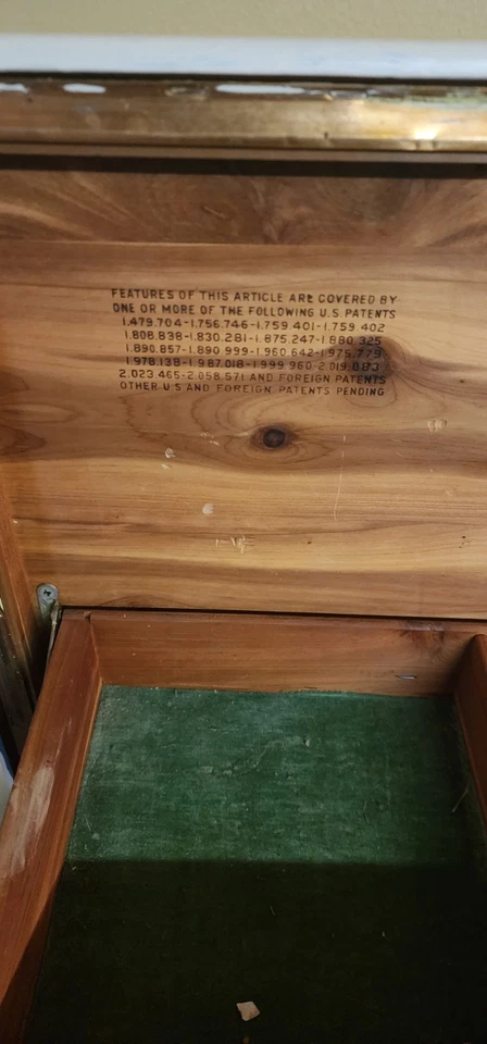 **Look**Rare** Art Deco Design Blanket Chest Hope Chest Cedar Storage Trunk Lane - Image 4 of 4