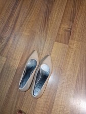  Sexy Lazarini Pumps Damen High Heels Gr 39 Beige Leder Stiletto gern getragen