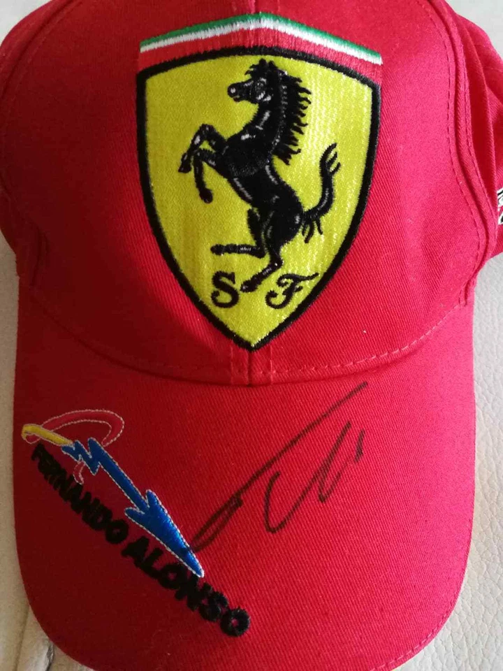 Fernando Alonso F1, Scuderia Ferrari F1, original signed baseball cap II. - Image 3 of 4