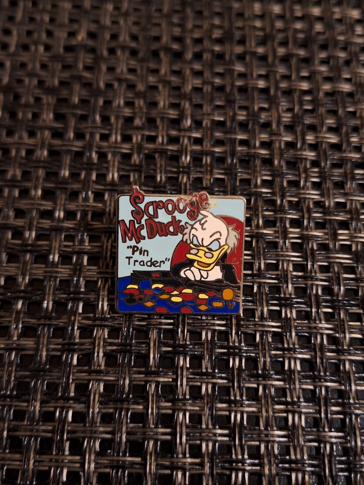 2006 Disney Scrooge McDuck Cast Lanyard Collection 1 Of 4 Pin