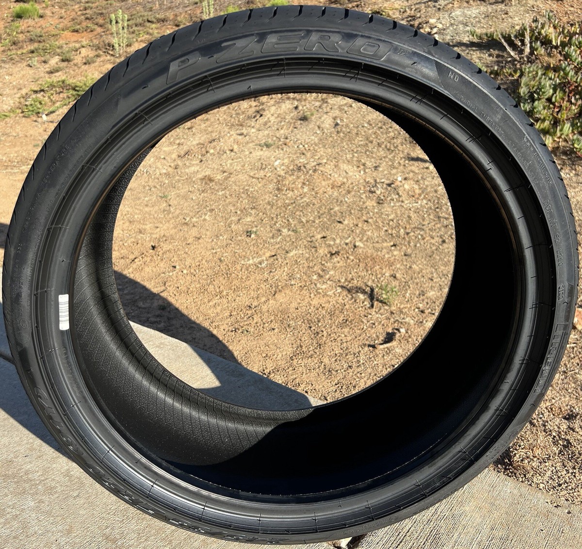 ①shou 245/35R20 REGNO 2023年 （A0224） 245-35-20 Tires | Giga-tires.com