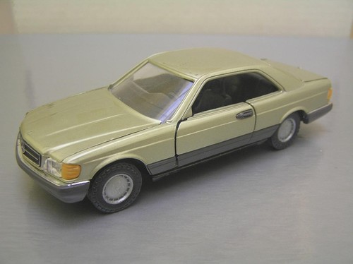 Mercedes 500 SEC NZG Conrad échelle 1/35 - Miniature De Collection Avec Boîte