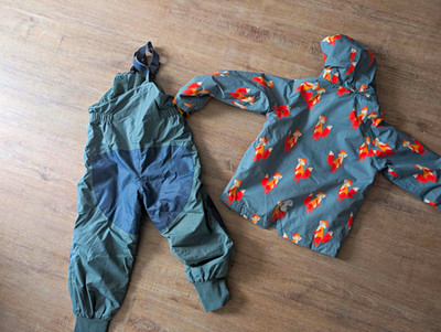 TCM Set gefüttert Regenjacke & Regenhose Gr. 122 grün