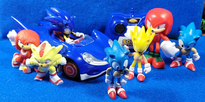Sonic The Hedgehog Lot 2.5  Figures SEGA Super Sonic Knuckles Car Works Tested