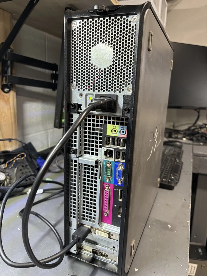 Dell Optiplex 780  2GB RAM 128GB Windows XP Pro SP3 32Bit Retro Gaming Ready! - Image 2 of 4