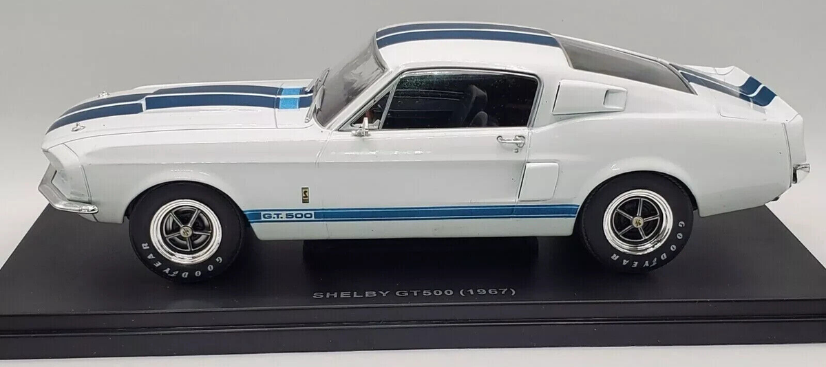GMP製 1967 SHELBY GT500 1/24限定品 (訳あり格安) GMP 1:24 1967 Shelby GT 500, Limited Edition Auction | Mecum