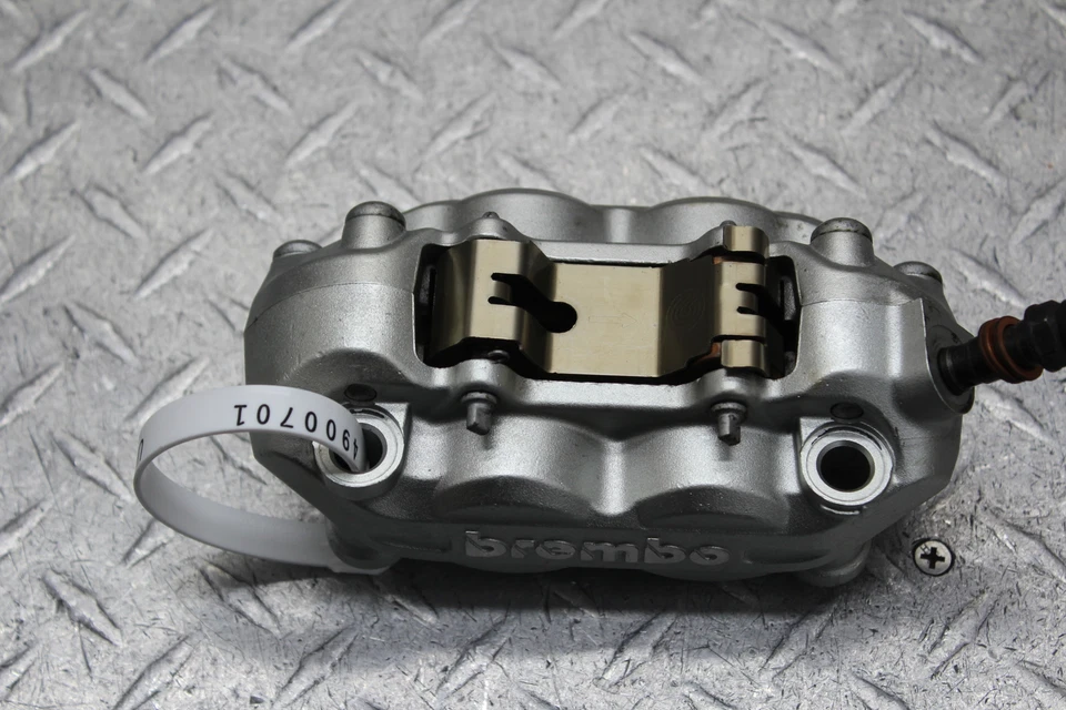 Ducati Monster 1100 2009 pinza de freno delantera derecha Foto 3 de 4