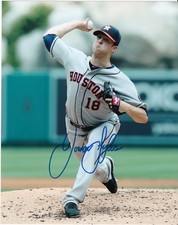 JORDAN LYLES   HOUSTON ASTROS   ACTION SIGNED 8x10