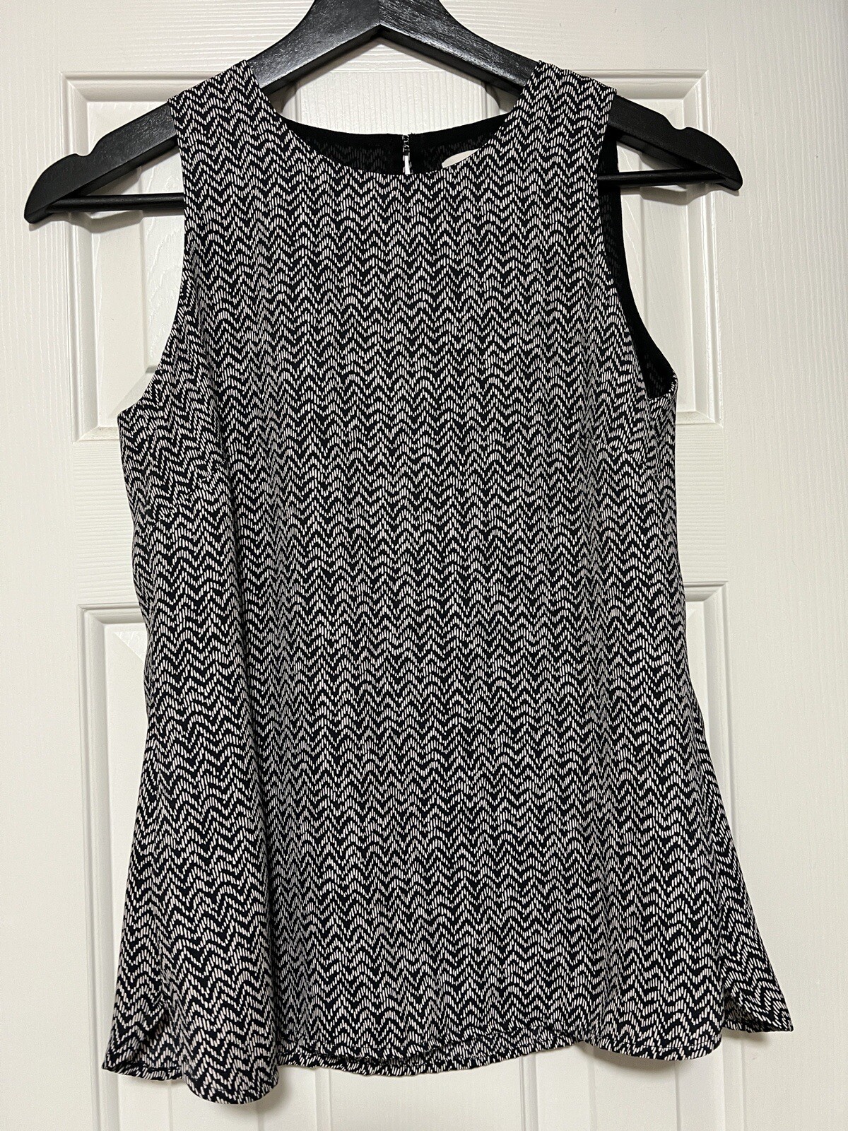 Ann Taylor Loft Women’s Petite Sleeveless Top Size XXS Black & Cream eBay