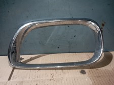 511370305490 LINKER STOßSTANGENGITTER / 51.13-70305490L / 70305490L / 210257 FÜR