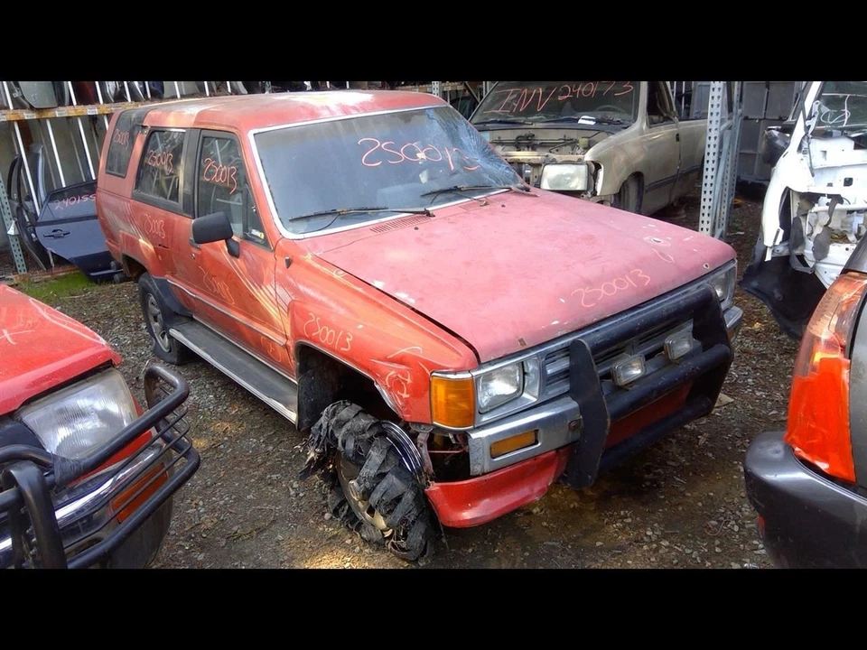 85-95 TOYOTA 4 RUNNER SR5 2.4L ENGINE ASSEMBLY LONG BLOCK 22RE VIN R 4TH DIGIT - Image 2 of 4