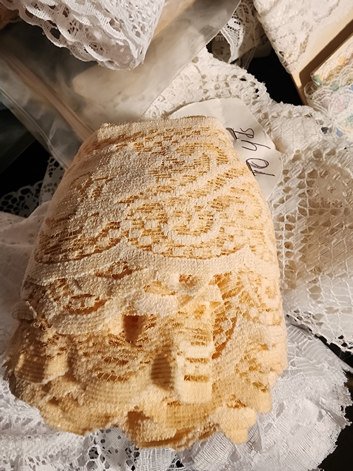 Lge Lot of Swiss Cotton Lace Crafts Sew Various Lgth /Wdt White Ivory Peach Blue