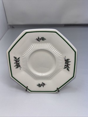 NIKKO Ceramic Christmastime Collection Vintage Tea Saucers 1980 s 6inch (Japan)