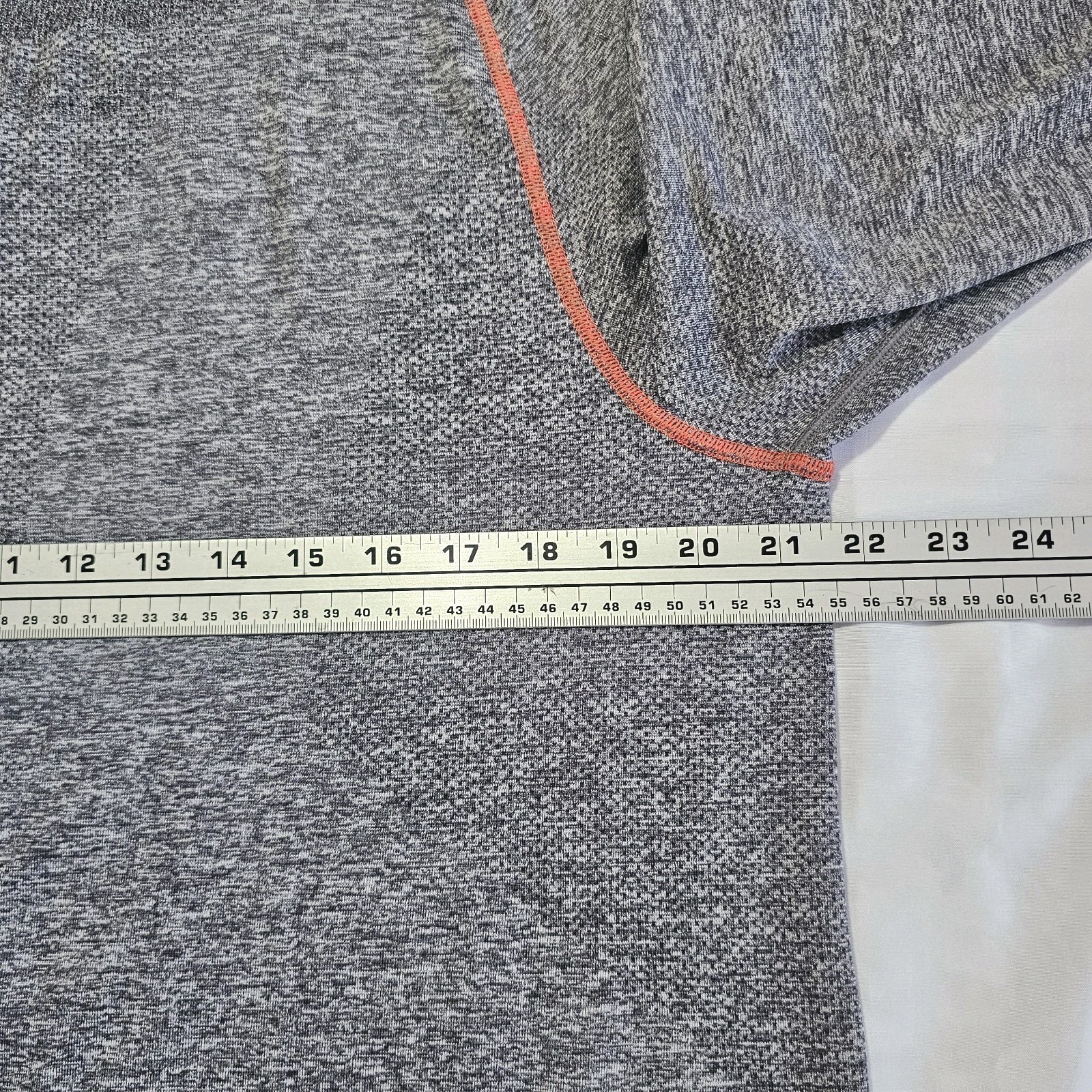 2 Lululemon Heathered Gray Performance Long Sleev… - image 9