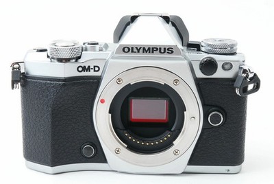 Olympus OM-D E-M5 Mark II Body Silver   Micro Four Thirds