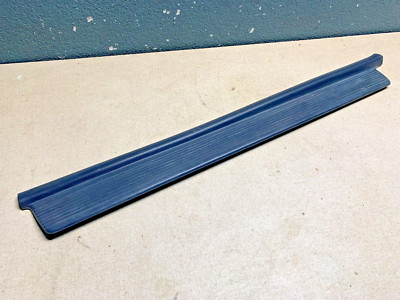 90 91 92 93 ACURA INTEGRA 2 DR HATCHBACK LEFT SILL TRIM SCUFF PLATE