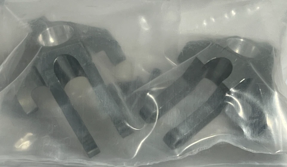 NEW STRC STA80061GM CNC ALUMINUM STEERING KNUCKLES AXIAL WRAITH GUN METAL - Image 3 of 3