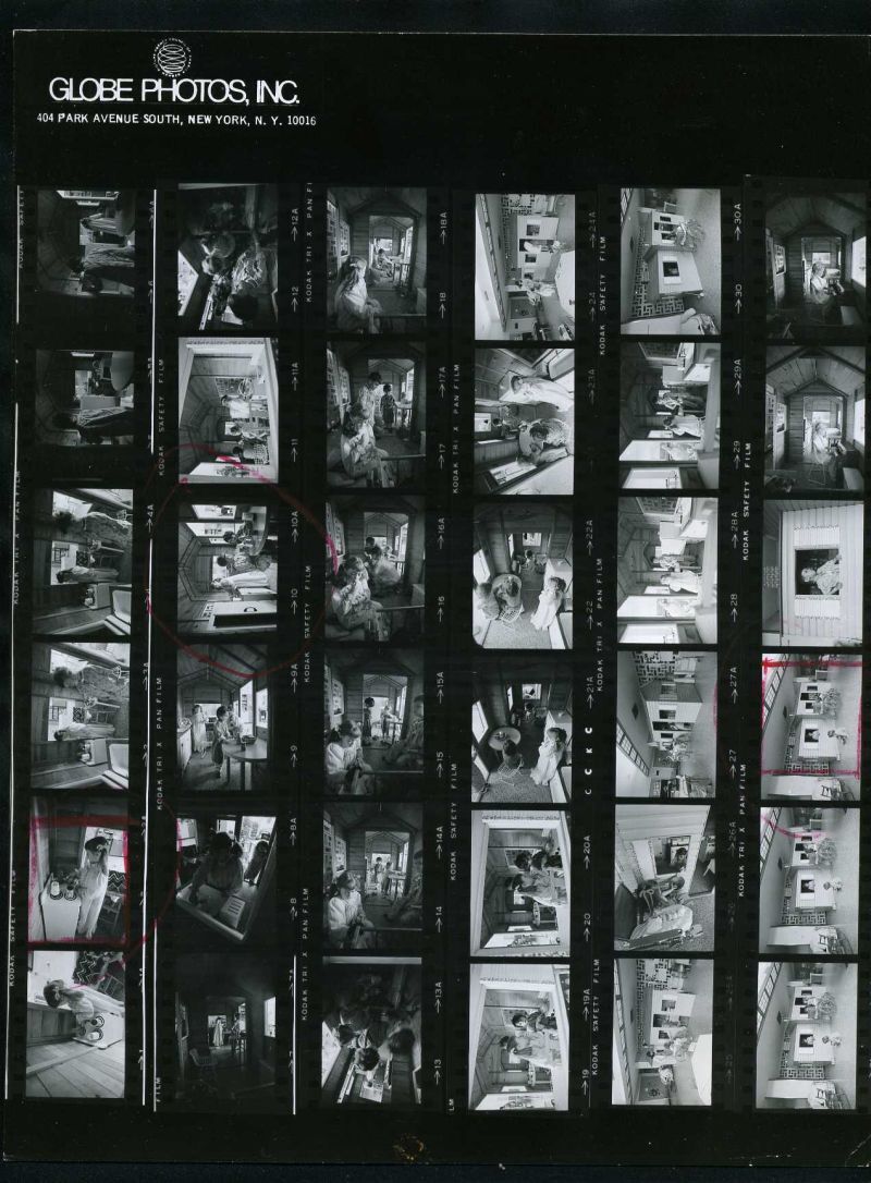 1970s STANFORD UNIVERSITY MEDICAL CENTER DOLL HOUSE Original Contact Sheet gp