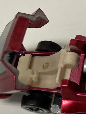 Hot Wheels Redlines Hairy Hauler 1969 Magena White Interior United
