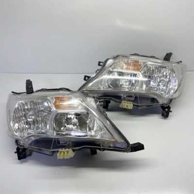 パーツ C26 Serena Headlight Set Left and Right NISSAN SERENA NC26 FC26 C26 Early model Headlight Lights Lamps set