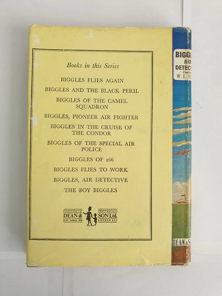 Biggles Air Detective Captain by W E Johns Dean Hardback 1952 - Image 2 of 4