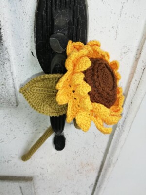   Sonnenblumenpflanze nur Häkelmuster, bedruckt und gebucht.