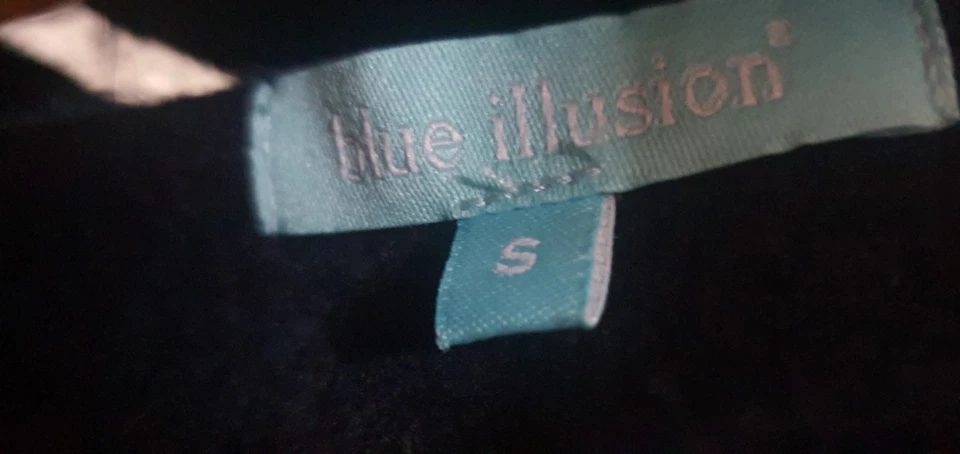 Blue Illusion Wool Blend Sleeveless Vest With Detachable Faux Fur Size Small - image 3 of 4