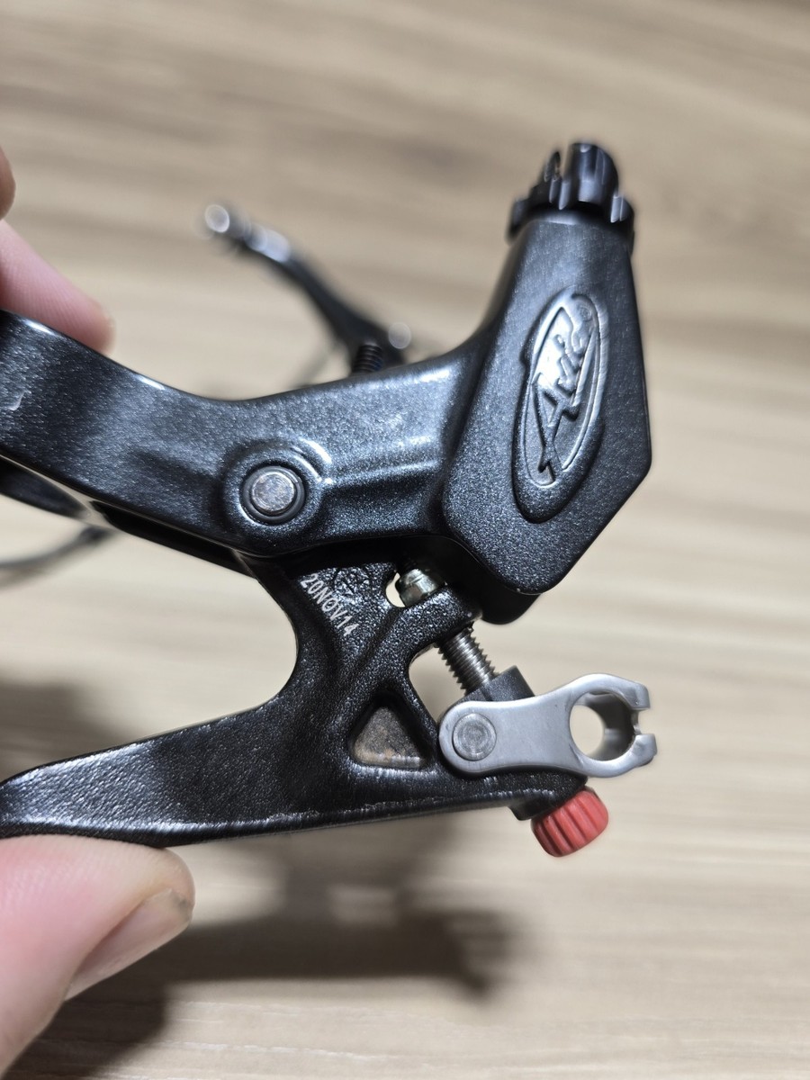 Avid single digit 7 Vブレーキ 4個セット 希少 Avid Single Digit 7 Brakes w/Lever Carbon Metallic and Hardware | eBay