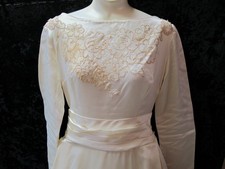 Vintage 1940s Handmade Wedding Dress H0136 