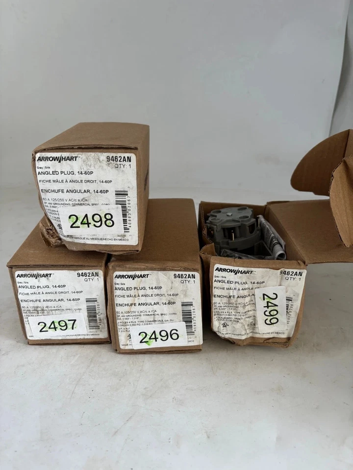 Enchufe angular Arrow Hart 9462AN 60 amperios 125/250 vacío 3P 4W 1 por pedido Foto 3 de 3