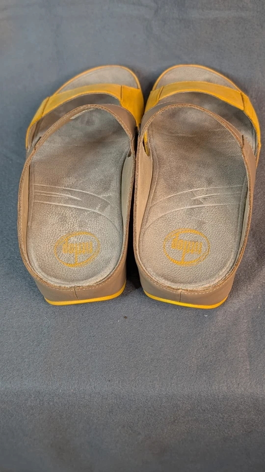 FITFLOP 尺寸 7 双条双带拖鞋凉鞋黄色棕褐色 S5 — 第 3/4 张图片