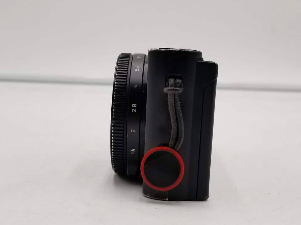 Cámara digital Panasonic LUMIX LX10 20,1 MP negra Leica Vario Summilux Foto 4 de 4