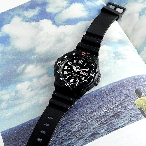 Casio Original New Black Analog Mens Watch Original New MRW-200H