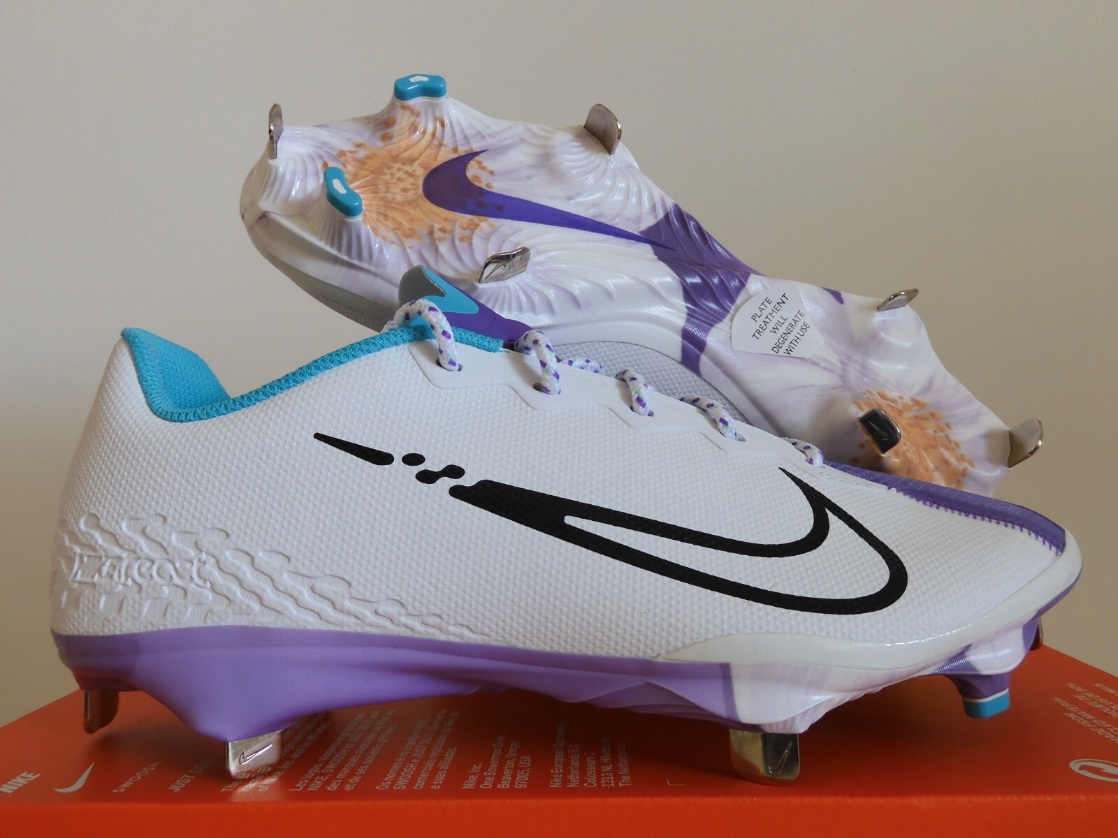 Nike Men's React Vapor Ultrafly Elite 4 Baseball Cleats in White, Size: 8 | DA0701-101