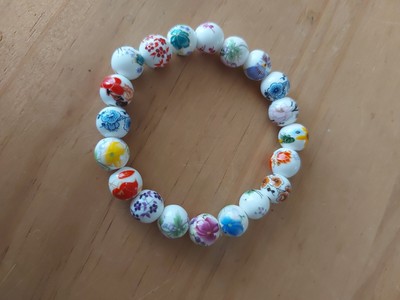 Porzellan Blumenperlenarmband