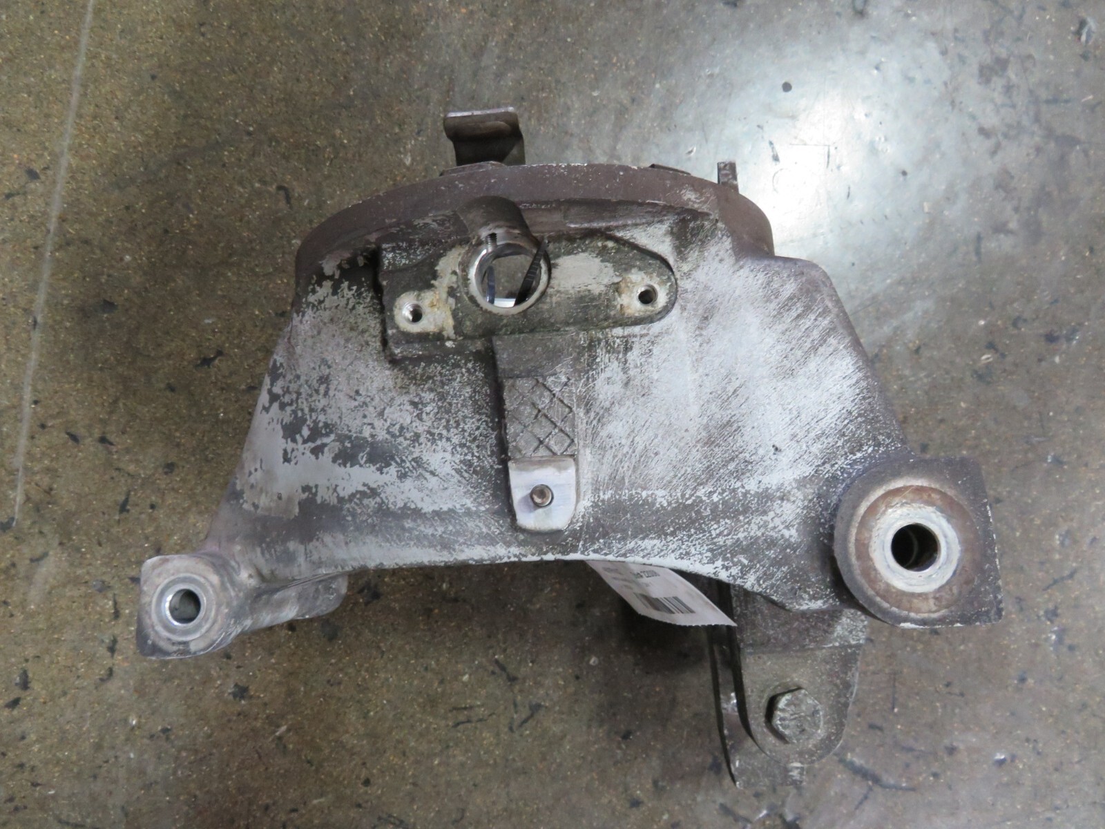Ferrari 575, LH, Left, Rear Knuckle / Stub, Used, P/N 183324