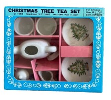 Vintage Christmas Tree Tea Set 10 Piece Toy Complete No Chips Made in Japan