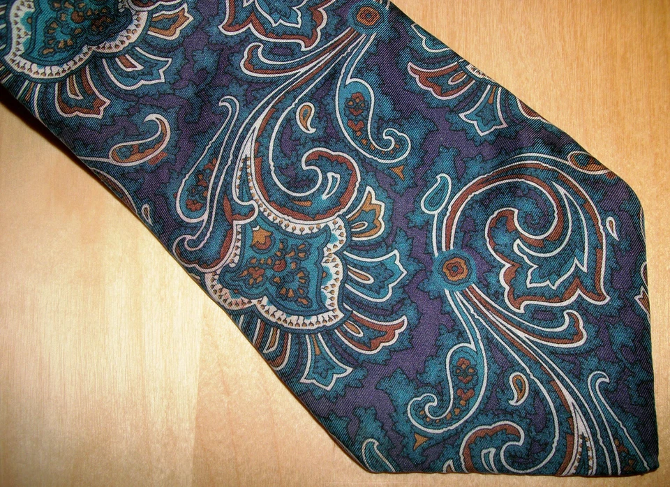 Corbata Claybrooke verde azulado y púrpura floral de seda para hombre 55" de largo x 3,75" W D169 Foto 2 de 4