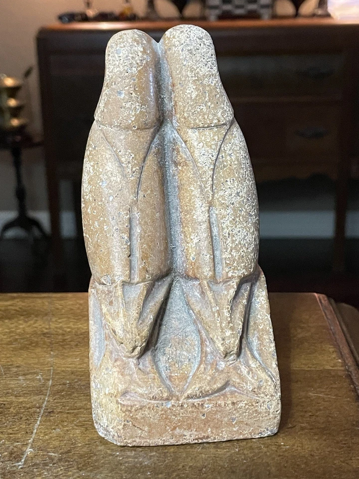 5.25"x2.5"x3" Rust Colored Stone Figure/Book-End of Two Lovebirds - Image 3 of 4