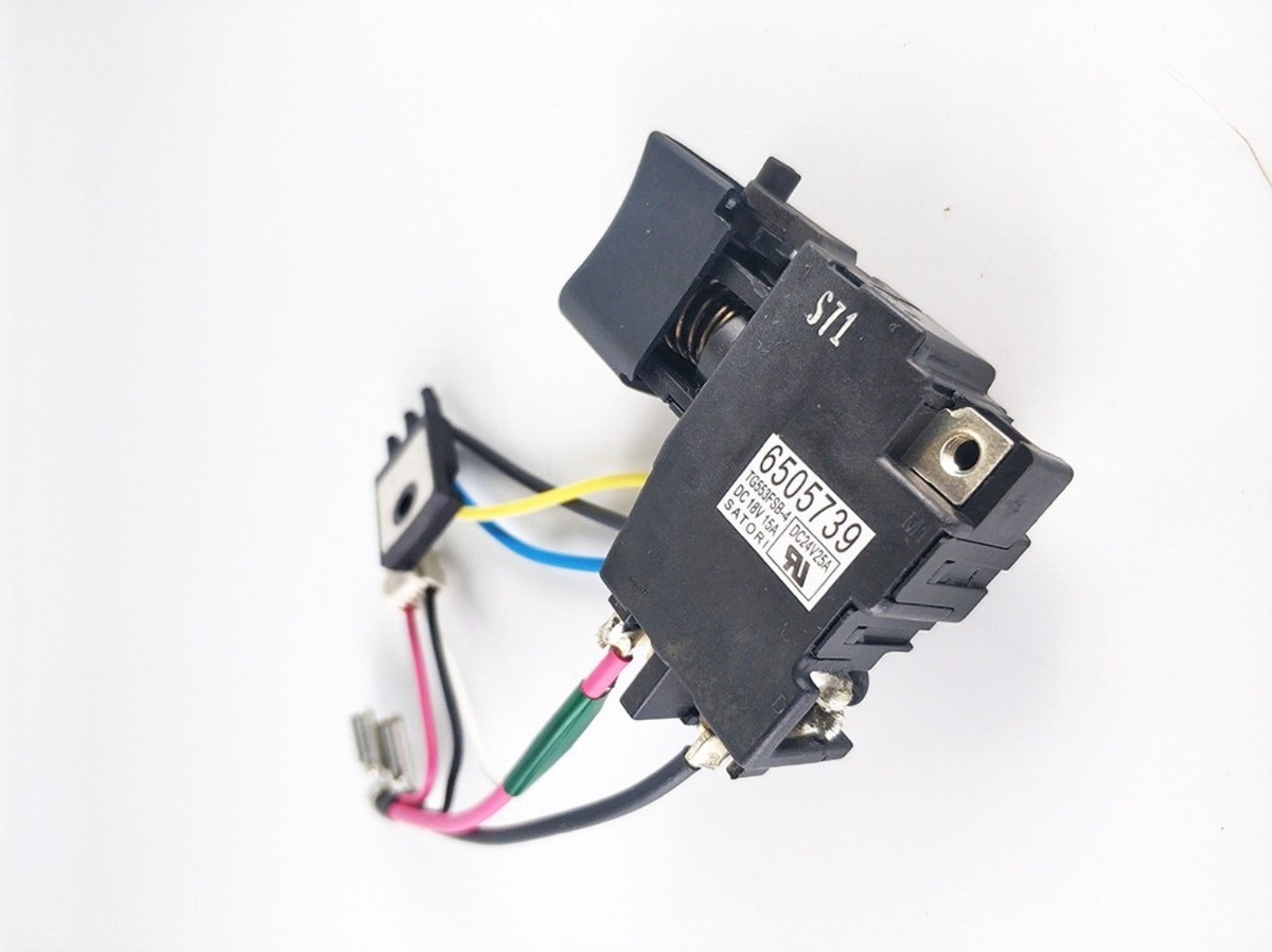 Makita 650573-9 Replacement Trigger Switch for Bhp454z Hammer