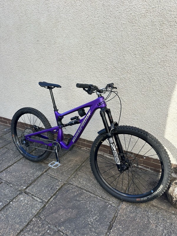 Nukeproof Mega 297 Carbon Medium Mountain Bike