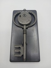 Vintage Novgorod Diascope Key Viewer 859