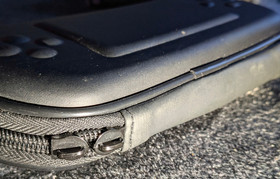 Sony PSP-2001 Slim Black Console w/Case, AC Power, 2GB Memory Stick Duo, TESTED